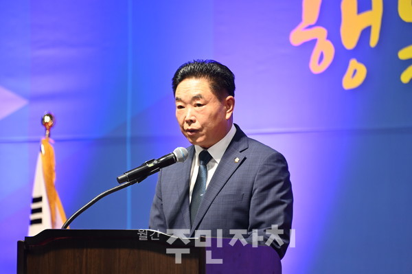 김경진 익산시의회 의장